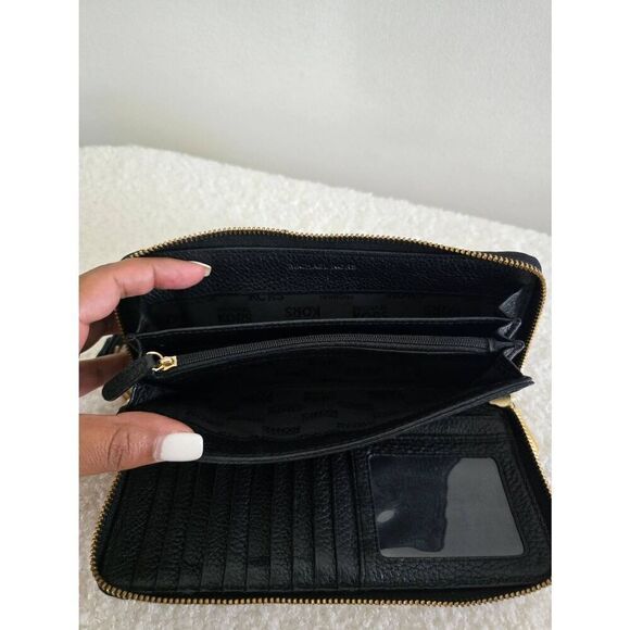 Michael Kors Jet Set Womens Black Pebbled Leather Solid Formal Zip Around Wallet - Picture 5 of 6